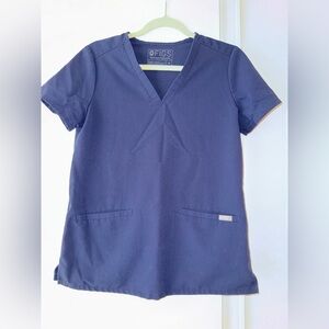 Figs Scrub Top in Navy XS
